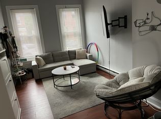 941 N 26th St APT A, Philadelphia, PA 19130