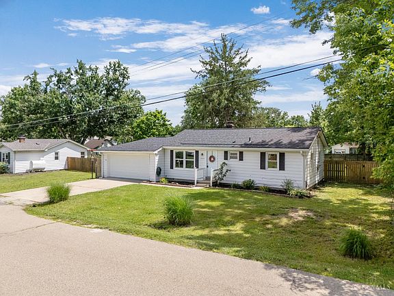2nd image of 2355 Hibiscus Dr