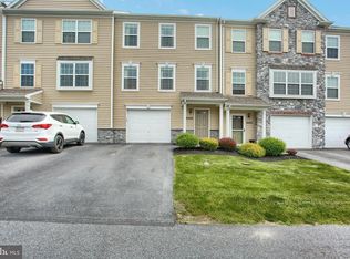 2505 Oakwood Ln, Harrisburg, PA 17110