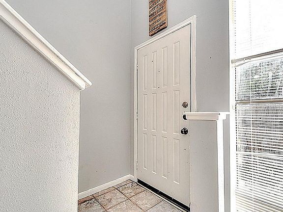5th image of 13828 Hollowgreen Dr #323/201