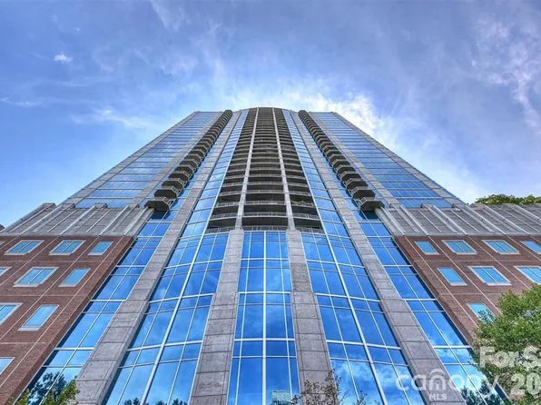 210 N Church St Unit 1505, Charlotte, NC 28202