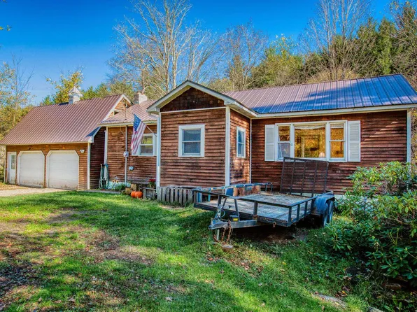 1124 VT 109, Waterville, VT 05492