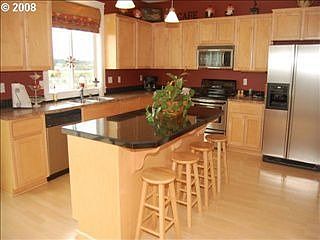 3rd image of 16504 NE 182nd Ave