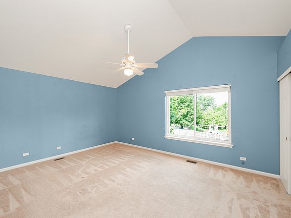 5th image of 1659 Arlington Ln