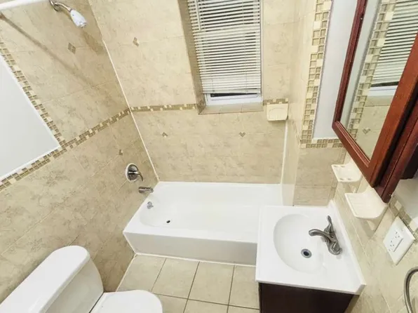 381 Baldwin Avenue image 5 of 13