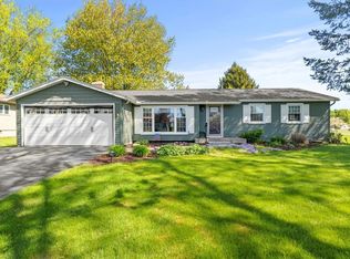 690 Janes Rd, Rochester, NY 14612