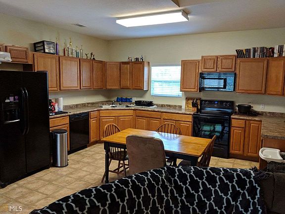 2nd image of 102 Sugarland Blvd