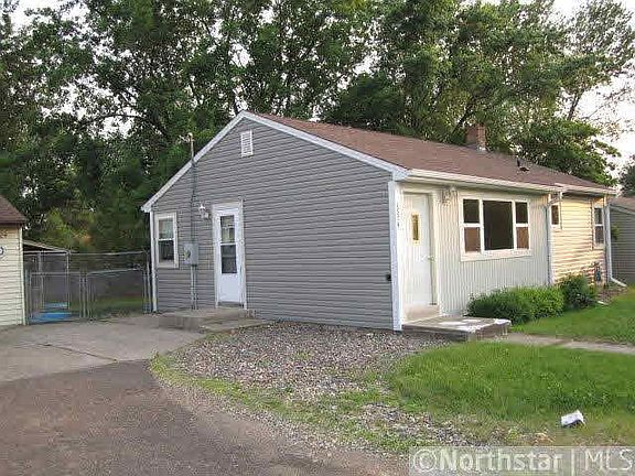 3rd image of 1524 Gervais Avenue