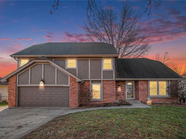 1109 NE 82nd St, Kansas City, MO 64118