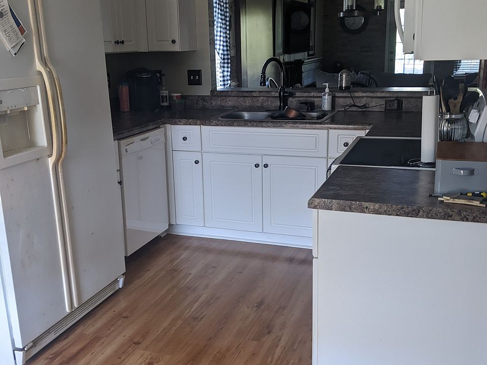 1st image of 230 Sunview Dr