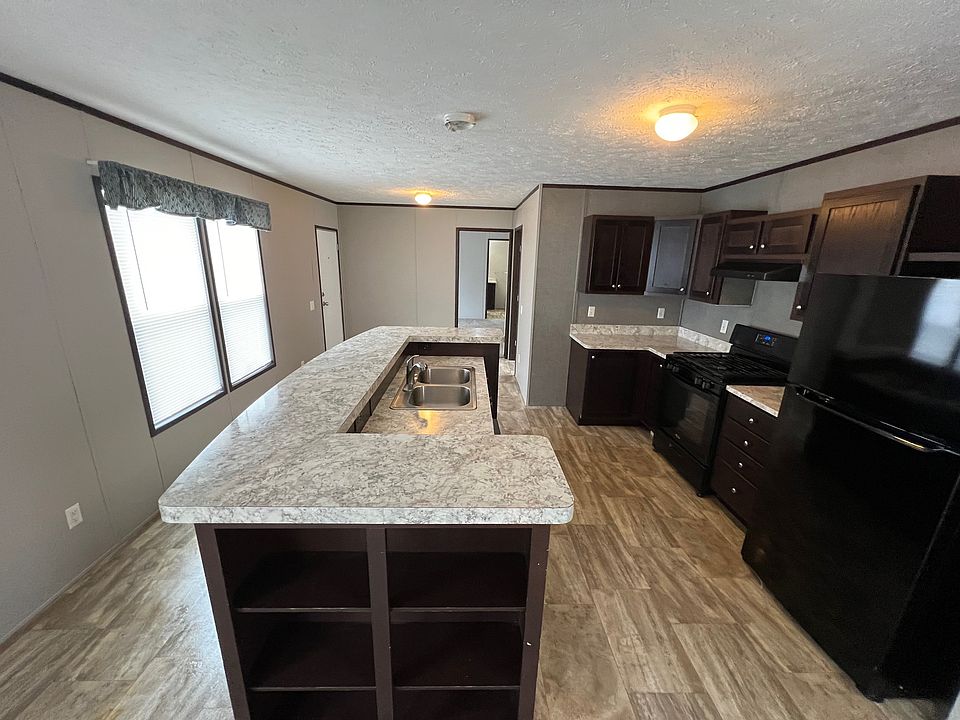 1st image of 7574 Grant Dr #327