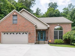 12900 Scotts Gap Rd, Louisville, KY 40272