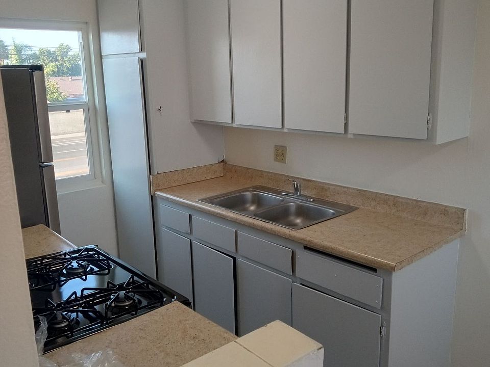 1st image of 7732 Chapman Ave #4