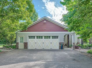 20419 Rush Meadow Ln, Rogers, MN 55374