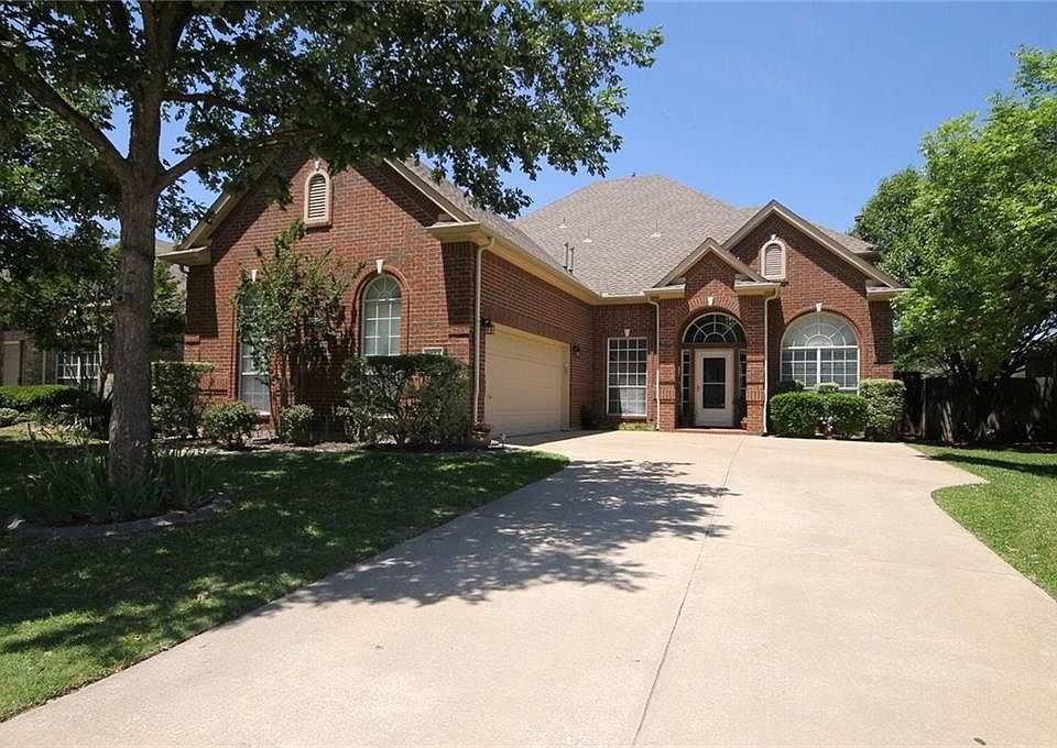 1st image of 11924 Cobblestone Dr