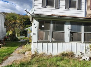 221 Pine Grove Rd, Gardners, PA 17324