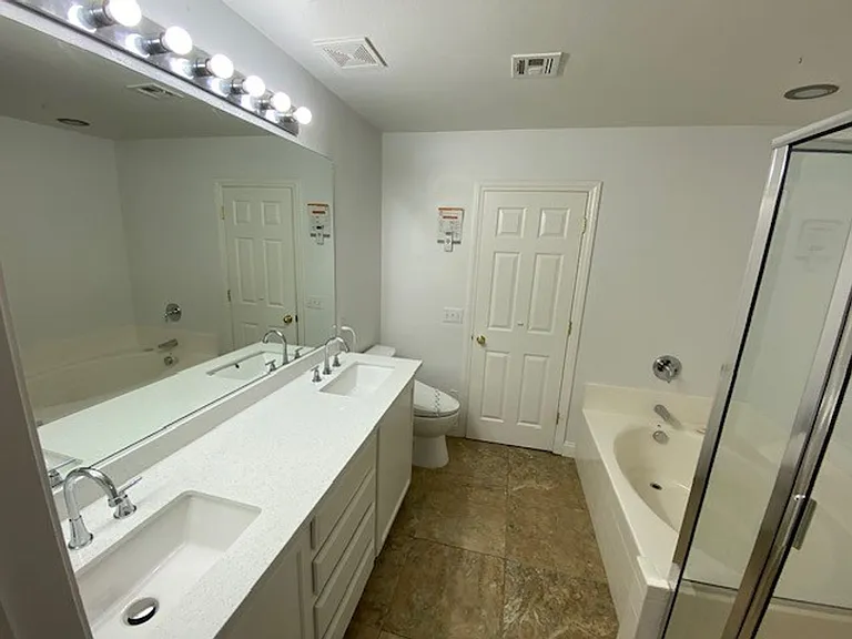 8065 Caspian Moon Dr — Photo 17