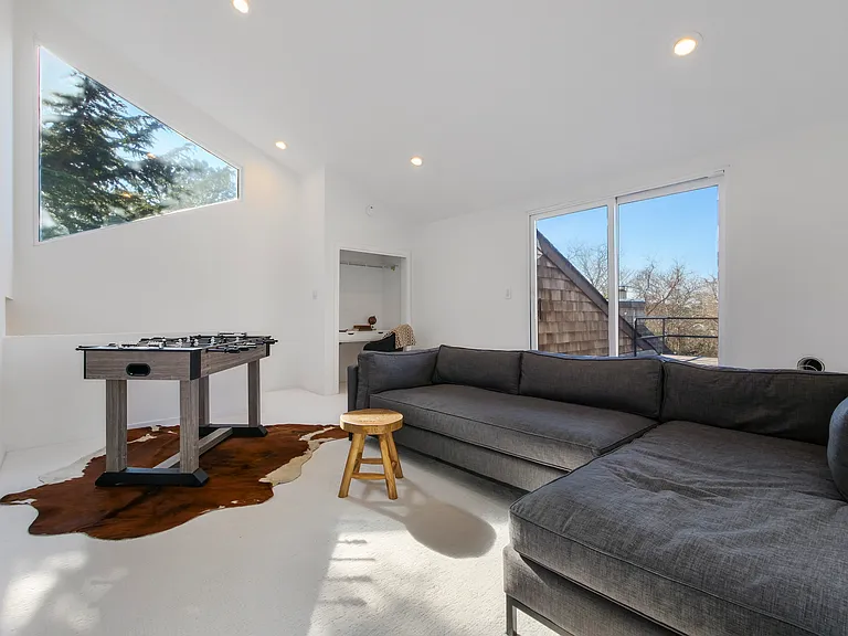 25 Blackwatch Ct — Photo 7