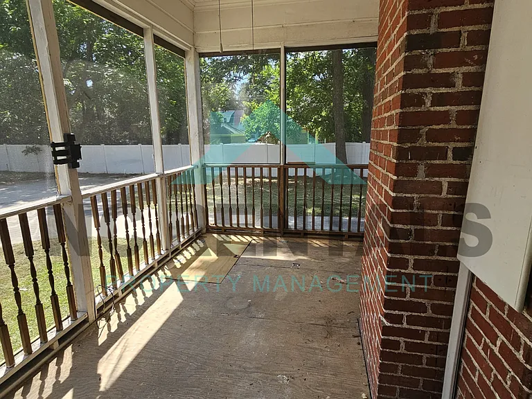 521 Park Pl — Photo 34