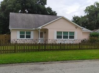 909 Woodland Ter, Brandon, FL 33511