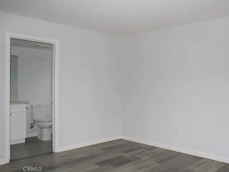 7009 Claire Ave — Photo 6