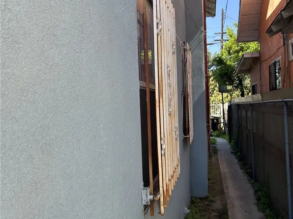 4512 Wesley Ave, Los Angeles, CA 90037