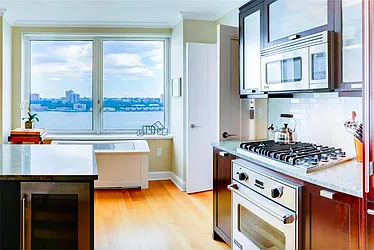 Sold by R New York