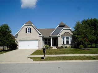 7026 W Water Fall Way, Greenfield, IN 46140