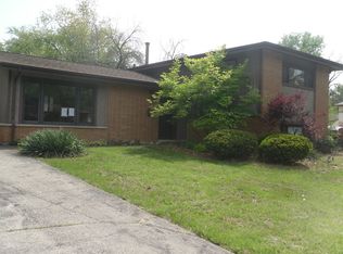 221 Indiana St, Park Forest, IL