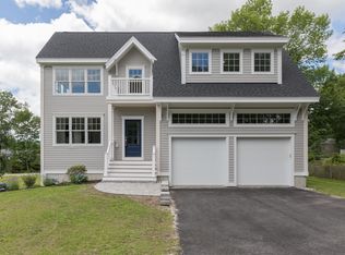239 Foreside Rd #A, Falmouth, ME 04105