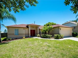 6510 Oakpoint Dr, Lakeland, FL 33813