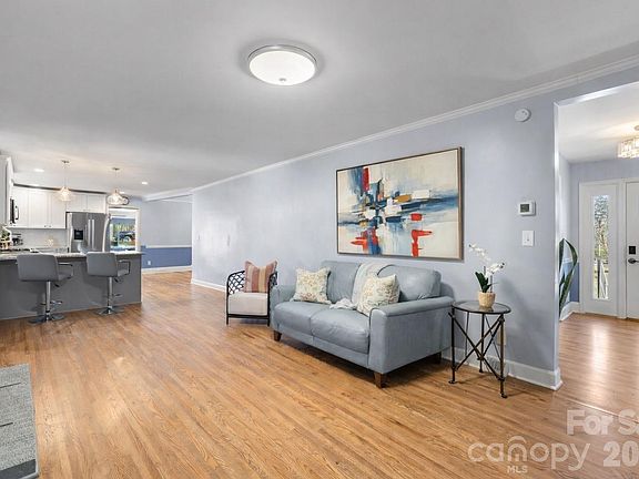 2nd image of 7701 Shady Ln