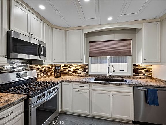 3rd image of 2829 Chamise Way