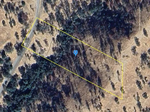 34625 Costa Ln, Squaw Valley, CA 93675