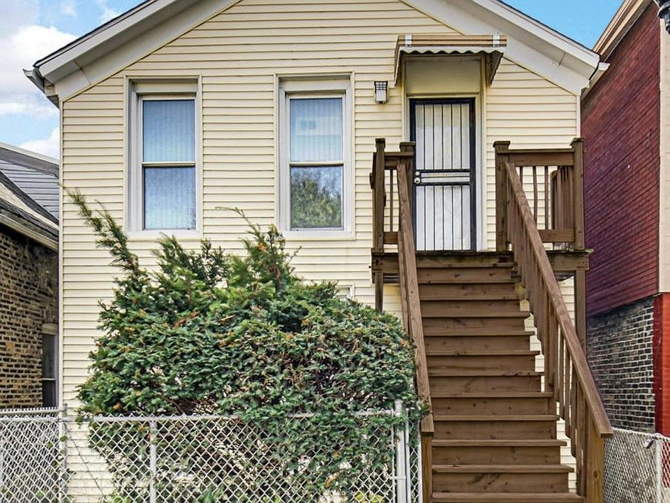 1st image of 2627 W Gladys Ave #2