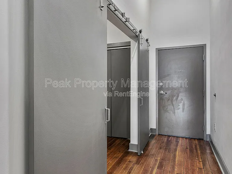 1209 Hull St #203 — Photo 9