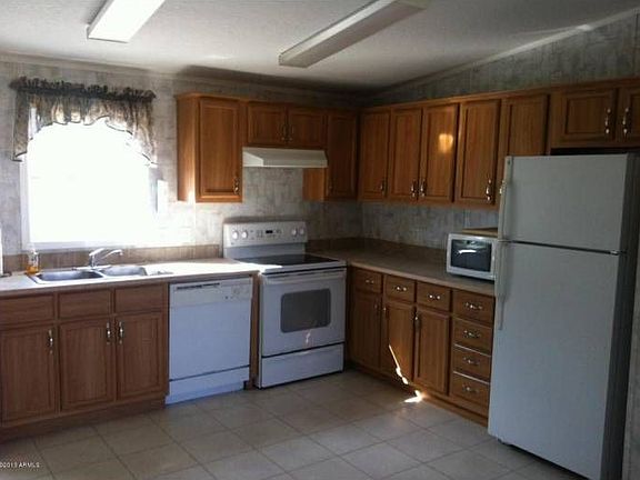 Open kitchen