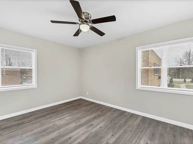 20648 Lorain Rd — Photo 15