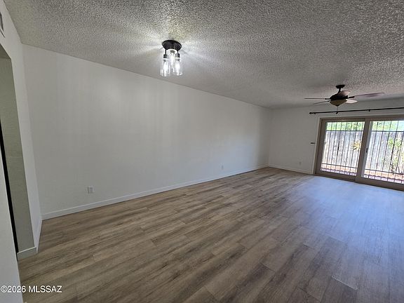 3rd image of 8919 E Calle Norlo