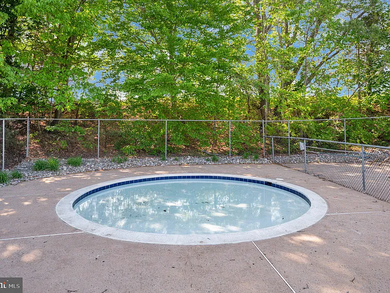 58 Baldwin Dr — Photo 41