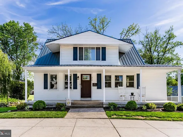350 G St, Carlisle, PA 17013