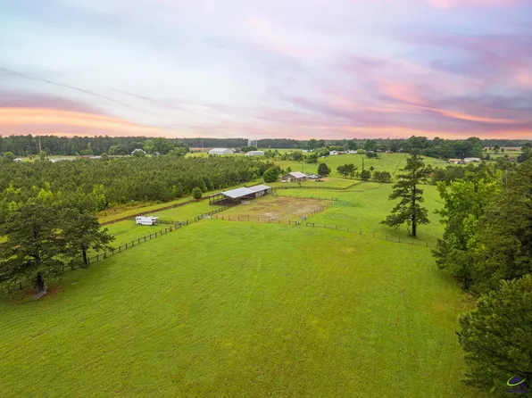 585 Valambrosia Rd, Dublin, GA 31021