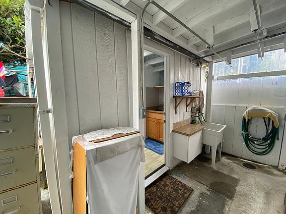 5th image of 1001 Capitol Ave