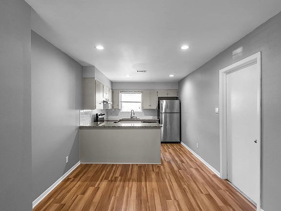 2nd image of 2205 Lanier Dr #A