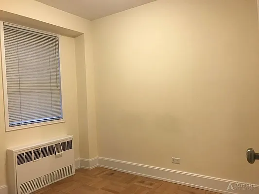 Rented by Anchor Associates | media 12