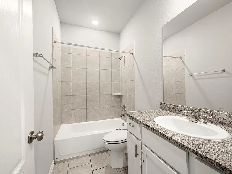 7446 French Quarter Ct — Photo 17