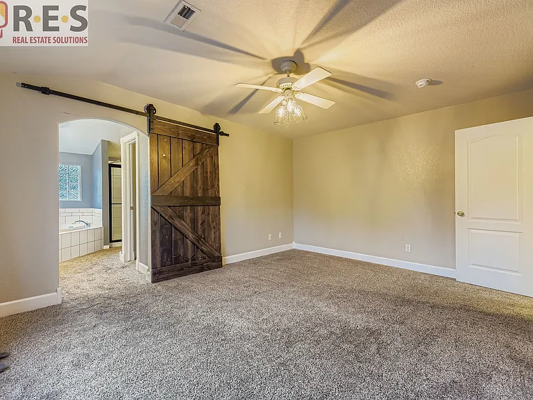 2695 S University Blvd — Photo 15