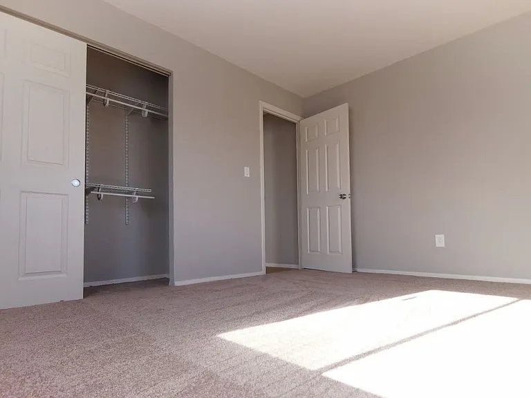 Westwood Apartments - SP Lafayette LLC — Photo 25