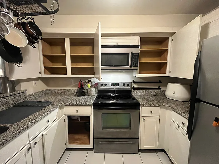 8 Deer Run Ct #A — Photo 17