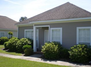 110 Hampton Pl, Hattiesburg, MS 39402